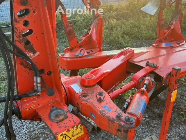 Красный Кун Другая, объемом двигателя 0 л и пробегом 0 тыс. км за 15093 $, фото 2 на Automoto.ua