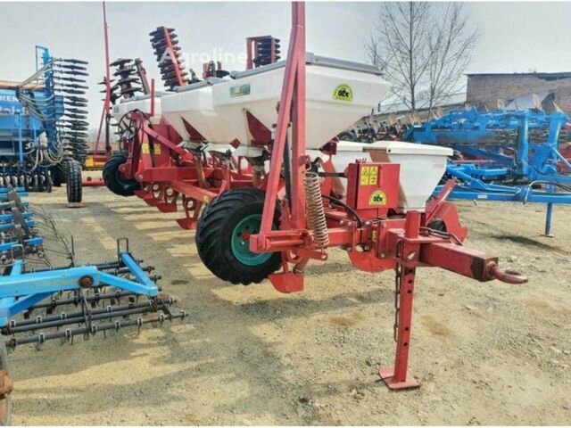 Красный Квернеланд Оптима, объемом двигателя 0 л и пробегом 0 тыс. км за 19767 $, фото 6 на Automoto.ua