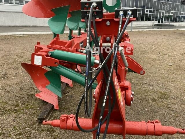 Красный Квернеланд РН, объемом двигателя 0 л и пробегом 0 тыс. км за 69766 $, фото 1 на Automoto.ua