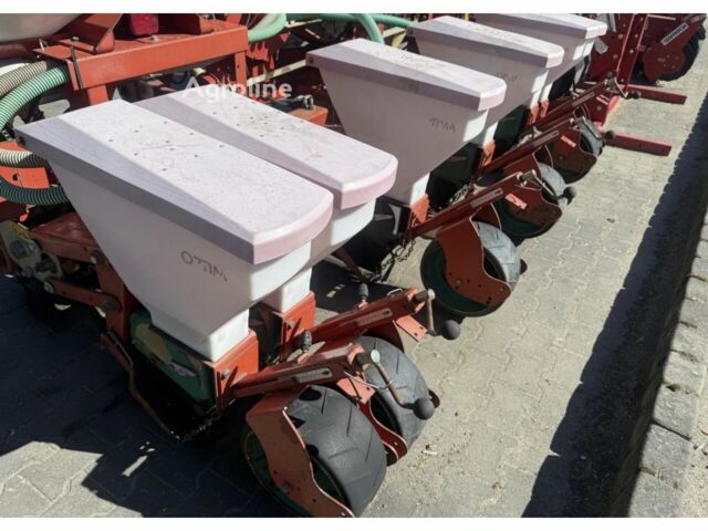 Червоний Квернеланд Другая, об'ємом двигуна 0 л та пробігом 0 тис. км за 7143 $, фото 2 на Automoto.ua