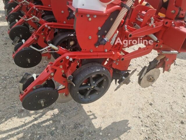 Красный Квернеланд Другая, объемом двигателя 0 л и пробегом 0 тыс. км за 53057 $, фото 6 на Automoto.ua