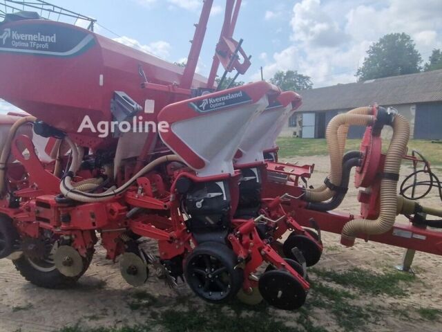 Красный Квернеланд Другая, объемом двигателя 0 л и пробегом 0 тыс. км за 53057 $, фото 13 на Automoto.ua