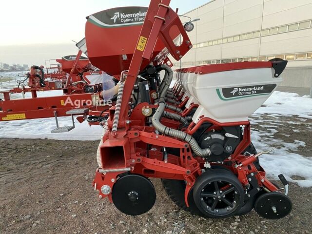 Красный Квернеланд Другая, объемом двигателя 0 л и пробегом 0 тыс. км за 110463 $, фото 2 на Automoto.ua