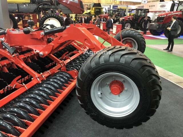 Красный Квернеланд Другая, объемом двигателя 0 л и пробегом 0 тыс. км за 94766 $, фото 14 на Automoto.ua