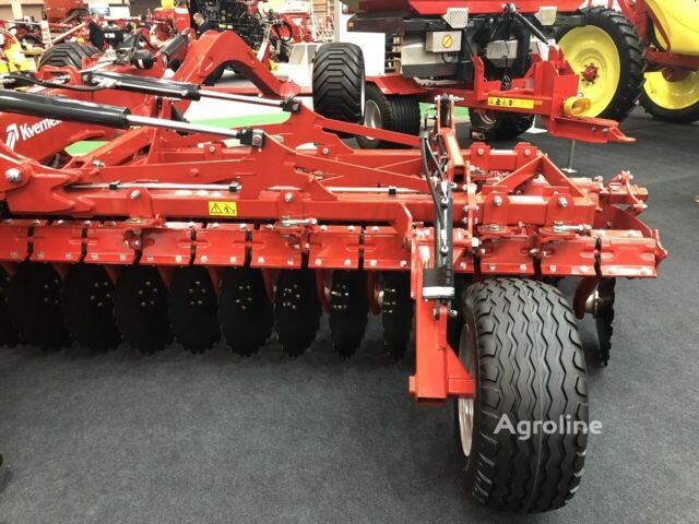 Красный Квернеланд Другая, объемом двигателя 0 л и пробегом 0 тыс. км за 94766 $, фото 4 на Automoto.ua