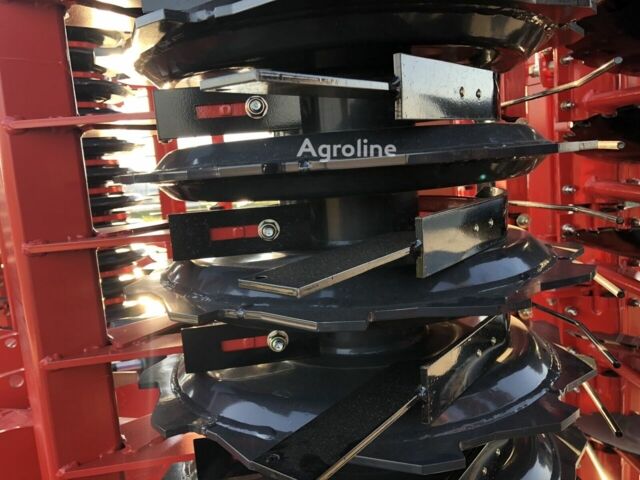 Красный Квернеланд Другая, объемом двигателя 0 л и пробегом 0 тыс. км за 94766 $, фото 18 на Automoto.ua