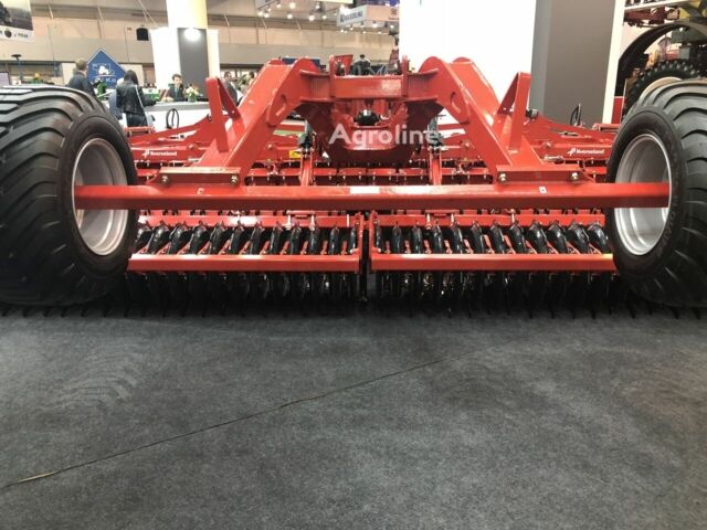 Красный Квернеланд Другая, объемом двигателя 0 л и пробегом 0 тыс. км за 94766 $, фото 15 на Automoto.ua