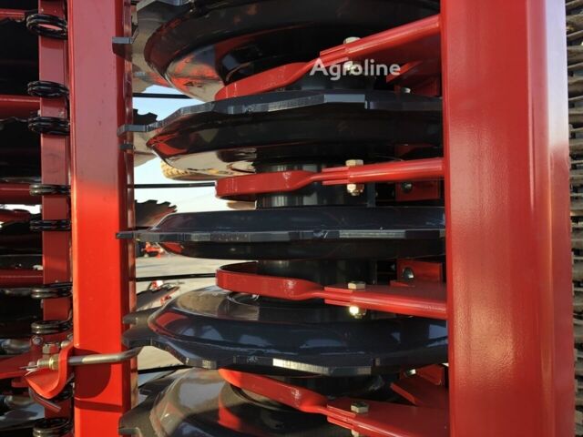 Красный Квернеланд Другая, объемом двигателя 0 л и пробегом 0 тыс. км за 94766 $, фото 17 на Automoto.ua