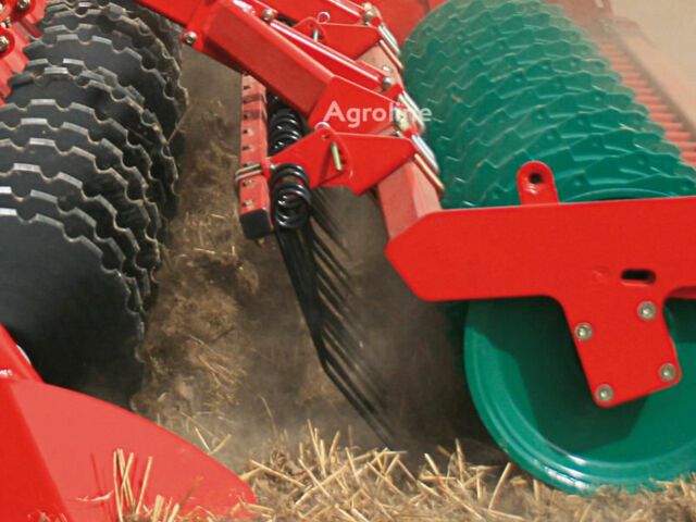 Красный Квернеланд Другая, объемом двигателя 0 л и пробегом 0 тыс. км за 94766 $, фото 9 на Automoto.ua