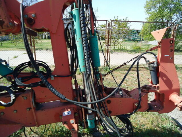 Красный Квернеланд Другая, объемом двигателя 0 л и пробегом 0 тыс. км за 22098 $, фото 2 на Automoto.ua