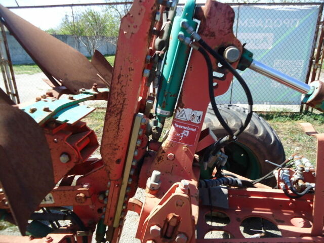 Красный Квернеланд Другая, объемом двигателя 0 л и пробегом 0 тыс. км за 22098 $, фото 5 на Automoto.ua