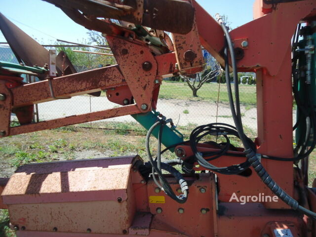 Красный Квернеланд Другая, объемом двигателя 0 л и пробегом 0 тыс. км за 22098 $, фото 1 на Automoto.ua