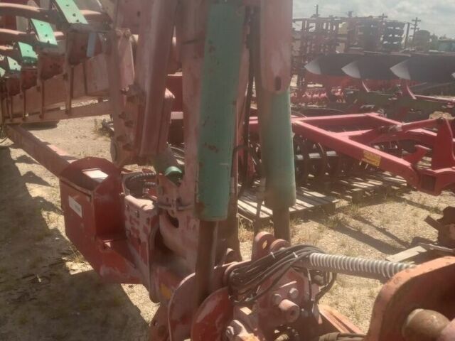 Красный Квернеланд Другая, объемом двигателя 0 л и пробегом 0 тыс. км за 19390 $, фото 12 на Automoto.ua