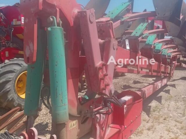 Красный Квернеланд Другая, объемом двигателя 0 л и пробегом 0 тыс. км за 19390 $, фото 14 на Automoto.ua