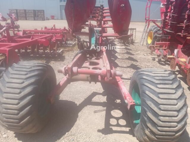 Красный Квернеланд Другая, объемом двигателя 0 л и пробегом 0 тыс. км за 19390 $, фото 9 на Automoto.ua