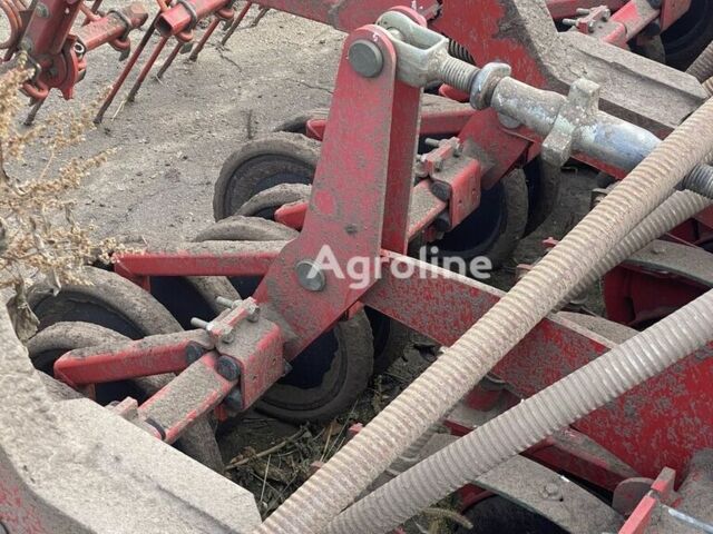 Красный Квернеланд Другая, объемом двигателя 0 л и пробегом 0 тыс. км за 33721 $, фото 4 на Automoto.ua