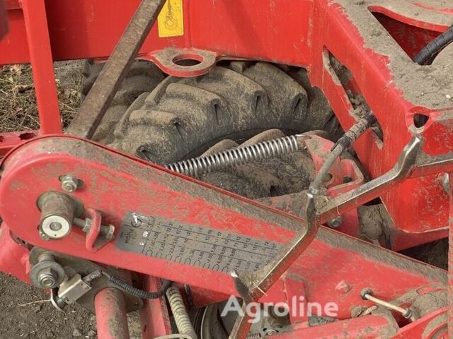 Красный Квернеланд Другая, объемом двигателя 0 л и пробегом 0 тыс. км за 33721 $, фото 8 на Automoto.ua