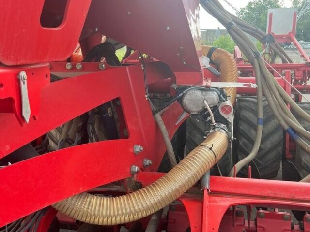 Красный Квернеланд Другая, объемом двигателя 0 л и пробегом 0 тыс. км за 58199 $, фото 33 на Automoto.ua