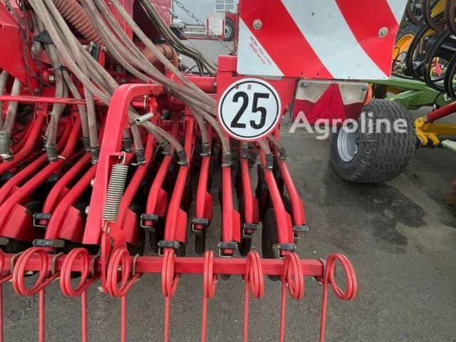 Красный Квернеланд Другая, объемом двигателя 0 л и пробегом 0 тыс. км за 58199 $, фото 18 на Automoto.ua