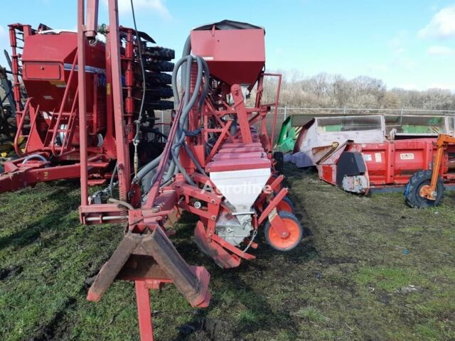 Квернеланд Другая, объемом двигателя 0 л и пробегом 0 тыс. км за 12791 $, фото 4 на Automoto.ua