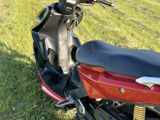 Кимко Супер 8, объемом двигателя 49 л и пробегом 0 тыс. км за 721 $, фото 4 на Automoto.ua