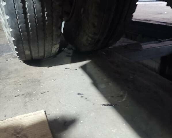 Белый ЛАЗ 695, объемом двигателя 5.9 л и пробегом 500 тыс. км за 8500 $, фото 9 на Automoto.ua