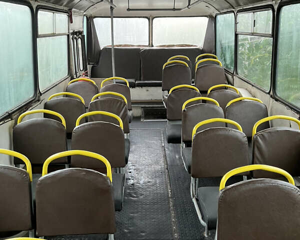ЛАЗ 695, объемом двигателя 0 л и пробегом 100 тыс. км за 2900 $, фото 8 на Automoto.ua