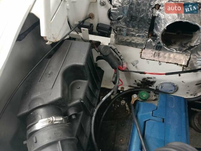 Белый ЛДВ Конвой, объемом двигателя 2.4 л и пробегом 250 тыс. км за 3700 $, фото 12 на Automoto.ua