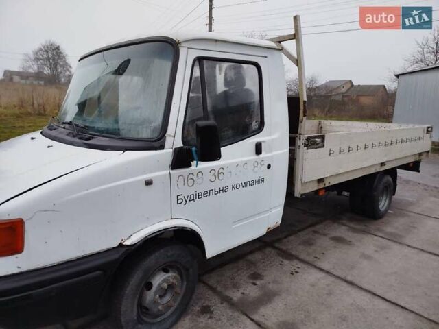 Білий ЛДВ Конвой, об'ємом двигуна 2.4 л та пробігом 200 тис. км за 3000 $, фото 11 на Automoto.ua