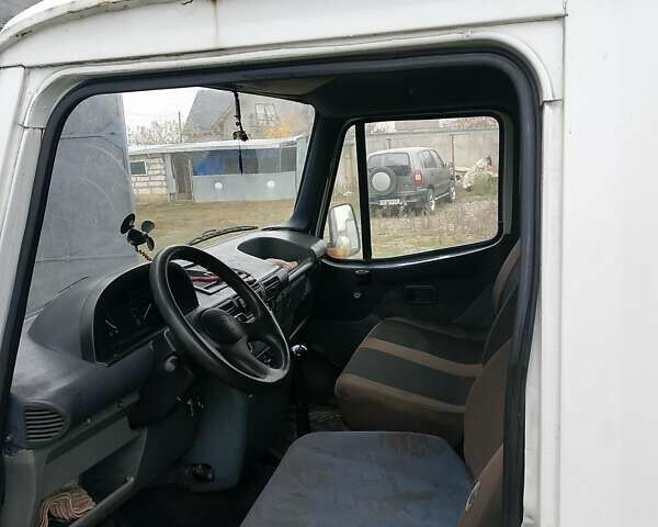 Белый ЛДВ Конвой, объемом двигателя 2.4 л и пробегом 250 тыс. км за 3700 $, фото 2 на Automoto.ua