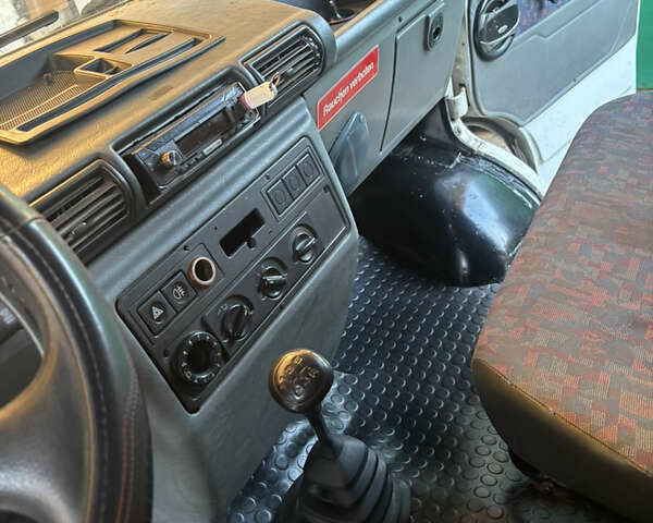 Белый ЛДВ Конвой, объемом двигателя 2.5 л и пробегом 180 тыс. км за 2600 $, фото 8 на Automoto.ua