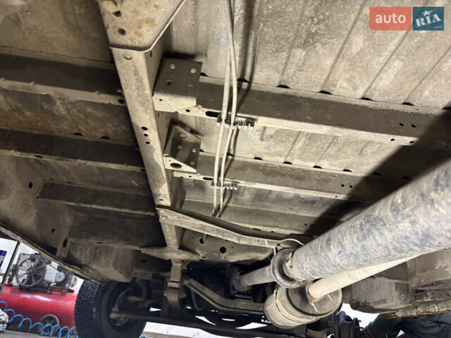 Белый ЛДВ Конвой, объемом двигателя 2.5 л и пробегом 180 тыс. км за 2600 $, фото 11 на Automoto.ua