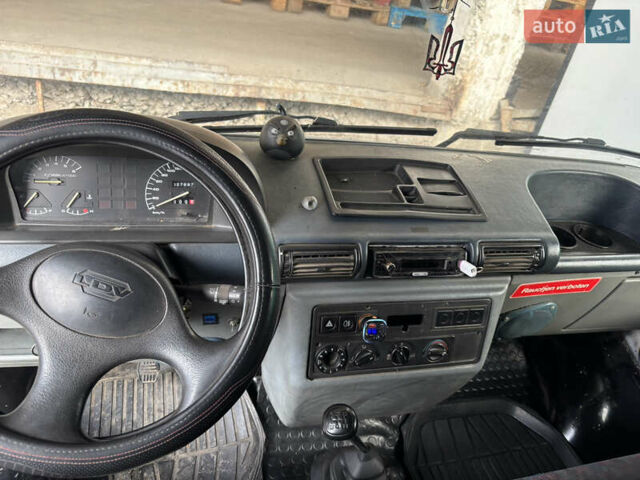 Белый ЛДВ Конвой, объемом двигателя 2.5 л и пробегом 180 тыс. км за 2600 $, фото 7 на Automoto.ua