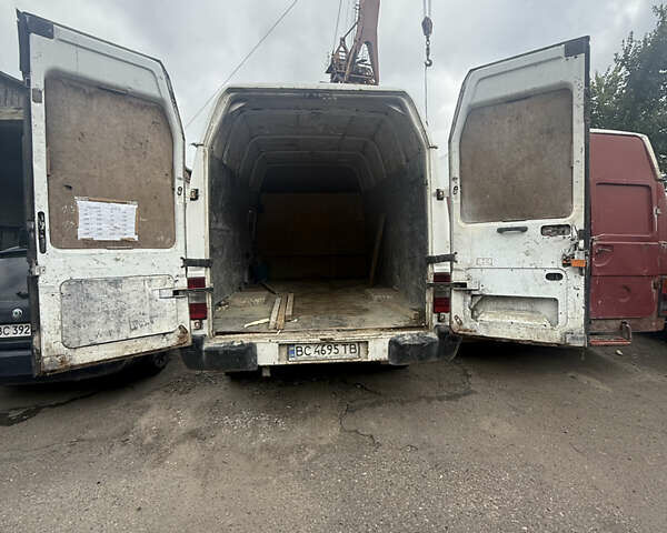 Белый ЛДВ Конвой, объемом двигателя 2.5 л и пробегом 350 тыс. км за 4000 $, фото 11 на Automoto.ua