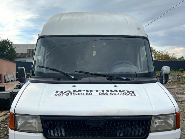 Белый ЛДВ Конвой, объемом двигателя 2.5 л и пробегом 200 тыс. км за 2000 $, фото 5 на Automoto.ua