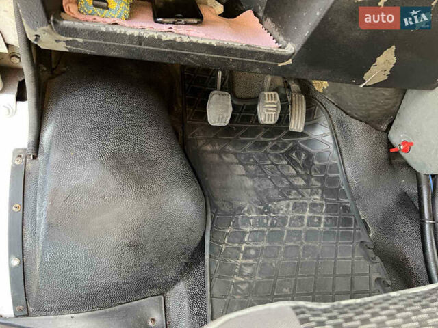 Белый ЛДВ Конвой, объемом двигателя 0 л и пробегом 320 тыс. км за 4800 $, фото 13 на Automoto.ua