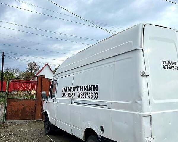 Белый ЛДВ Конвой, объемом двигателя 2.5 л и пробегом 200 тыс. км за 2000 $, фото 1 на Automoto.ua