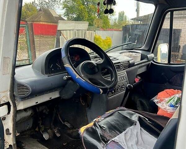 Белый ЛДВ Конвой, объемом двигателя 2.5 л и пробегом 200 тыс. км за 2000 $, фото 2 на Automoto.ua