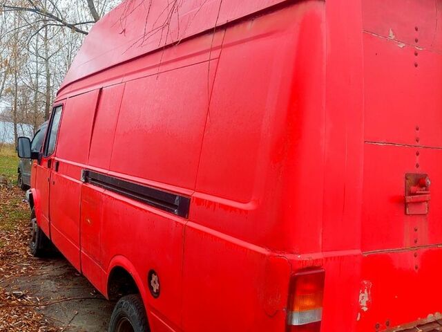 Красный ЛДВ Конвой, объемом двигателя 2.4 л и пробегом 350 тыс. км за 2700 $, фото 2 на Automoto.ua