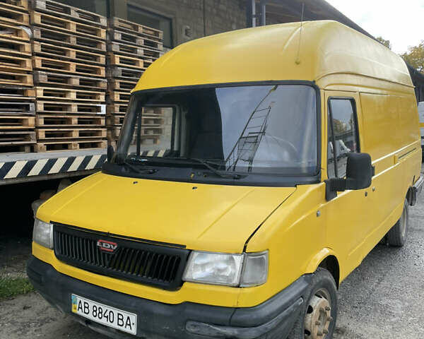 Желтый ЛДВ Конвой, объемом двигателя 0 л и пробегом 137 тыс. км за 2500 $, фото 3 на Automoto.ua