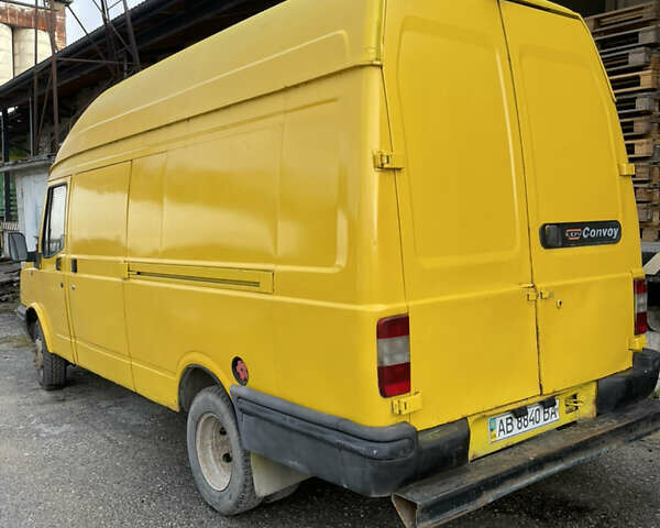 Желтый ЛДВ Конвой, объемом двигателя 0 л и пробегом 137 тыс. км за 2500 $, фото 2 на Automoto.ua