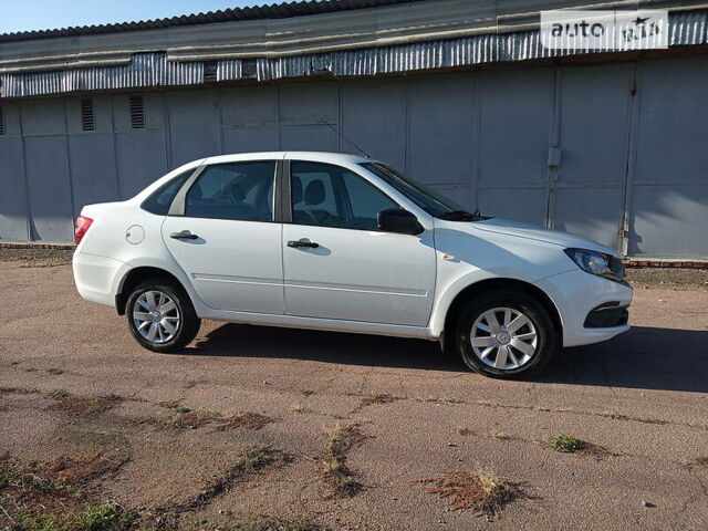 Лада 2190, объемом двигателя 1.6 л и пробегом 2 тыс. км за 6612 $, фото 2 на Automoto.ua
