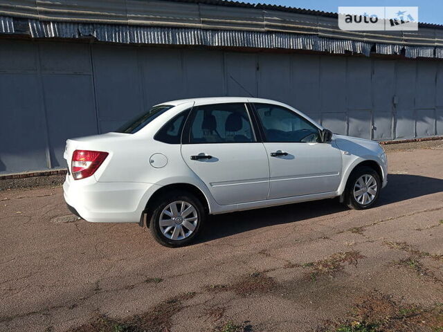 Лада 2190, объемом двигателя 1.6 л и пробегом 2 тыс. км за 6612 $, фото 3 на Automoto.ua
