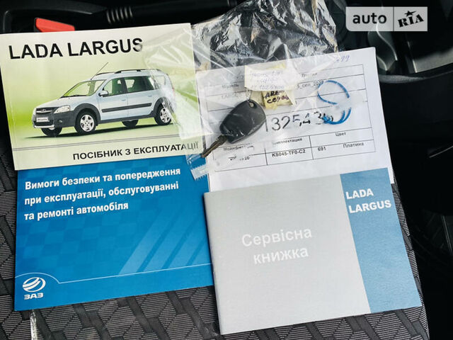 Сірий Лада Ларгус, об'ємом двигуна 1.6 л та пробігом 7 тис. км за 10200 $, фото 61 на Automoto.ua
