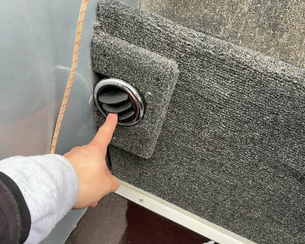 Ладога 2, объемом двигателя 0 л и пробегом 5 тыс. км за 8500 $, фото 10 на Automoto.ua