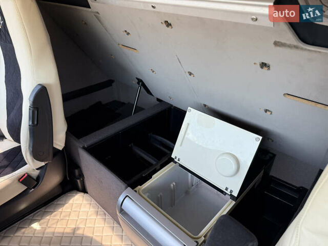 Білий Ламберет ЛВФС, об'ємом двигуна 0 л та пробігом 29 тис. км за 55700 $, фото 16 на Automoto.ua