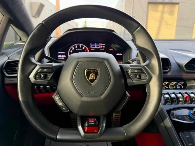Чорний Ламборджині Хуракан, об'ємом двигуна 5.2 л та пробігом 75 тис. км за 58000 $, фото 10 на Automoto.ua