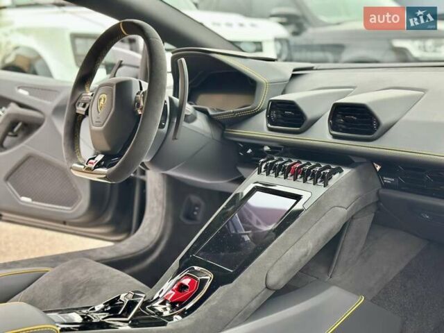 Черный Ламборджини Хуракан, объемом двигателя 5.2 л и пробегом 1 тыс. км за 415000 $, фото 32 на Automoto.ua