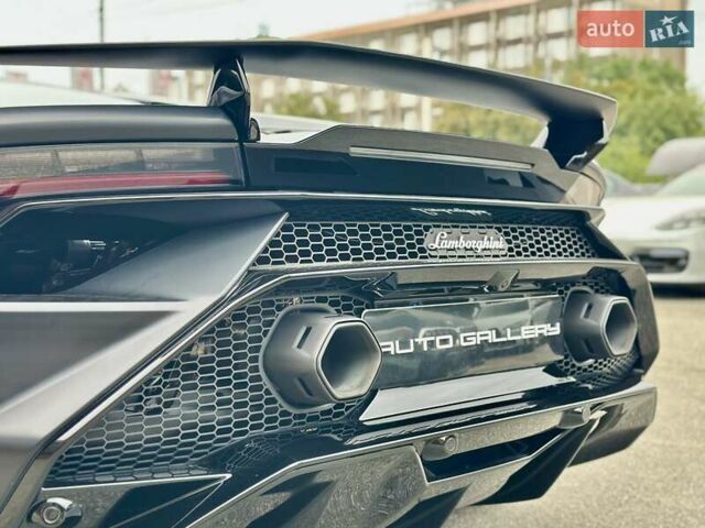 Черный Ламборджини Хуракан, объемом двигателя 5.2 л и пробегом 1 тыс. км за 415000 $, фото 21 на Automoto.ua