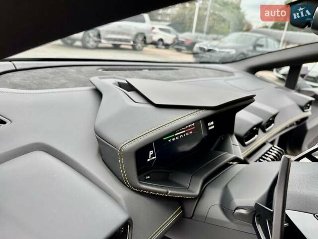 Чорний Ламборджині Хуракан, об'ємом двигуна 5.2 л та пробігом 1 тис. км за 440000 $, фото 27 на Automoto.ua